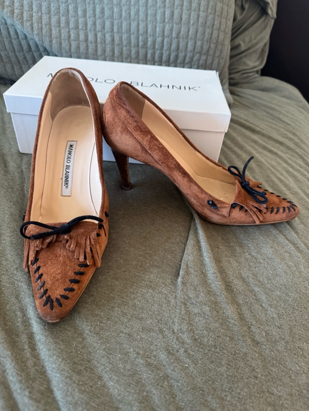 Manolo Blahnik Chestnut Brown Suede Tassel Pointed Pumps